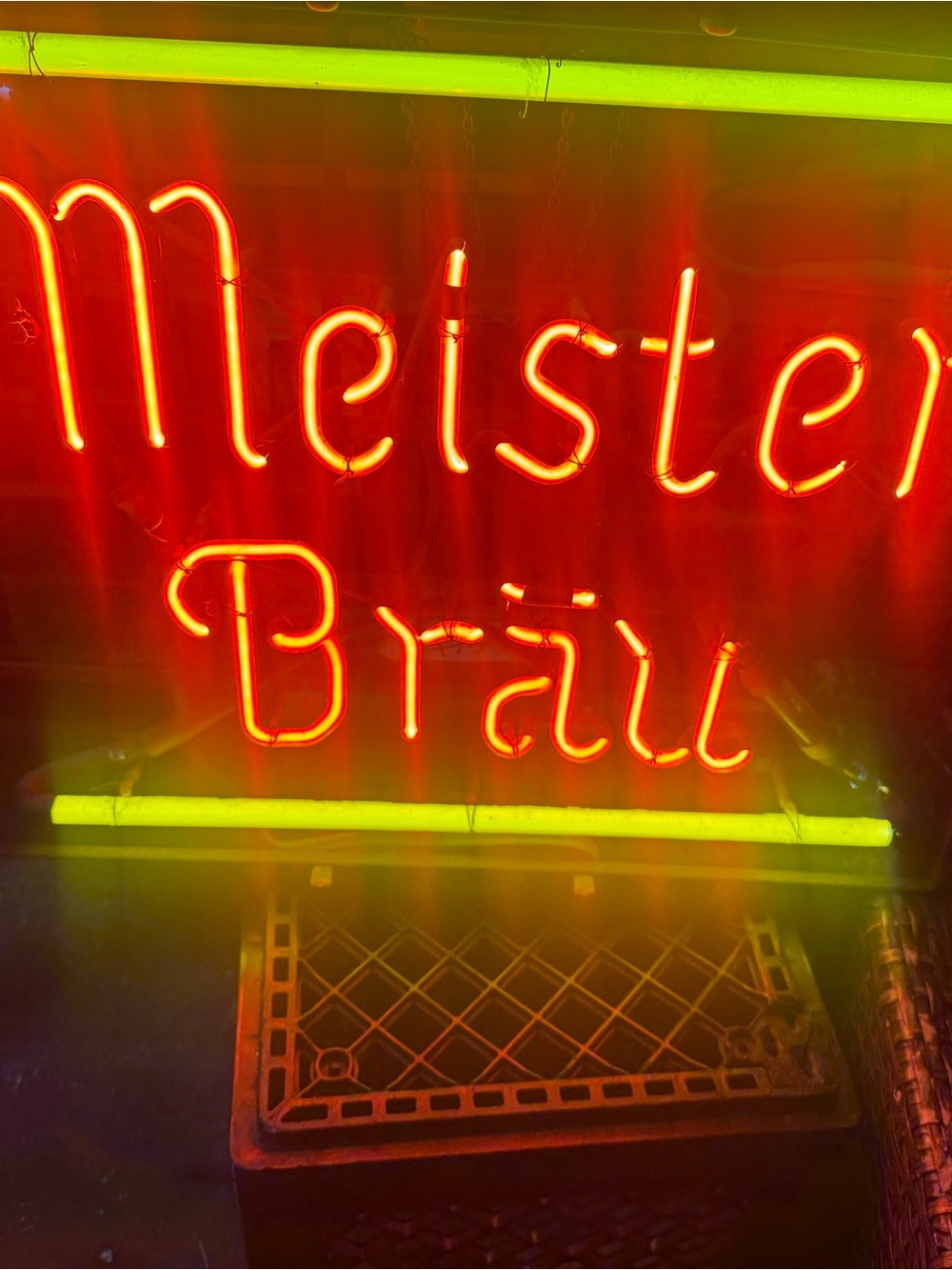 Vintage Meister Brau original Neon Beer Sign – Universal Electric – Works 22x18